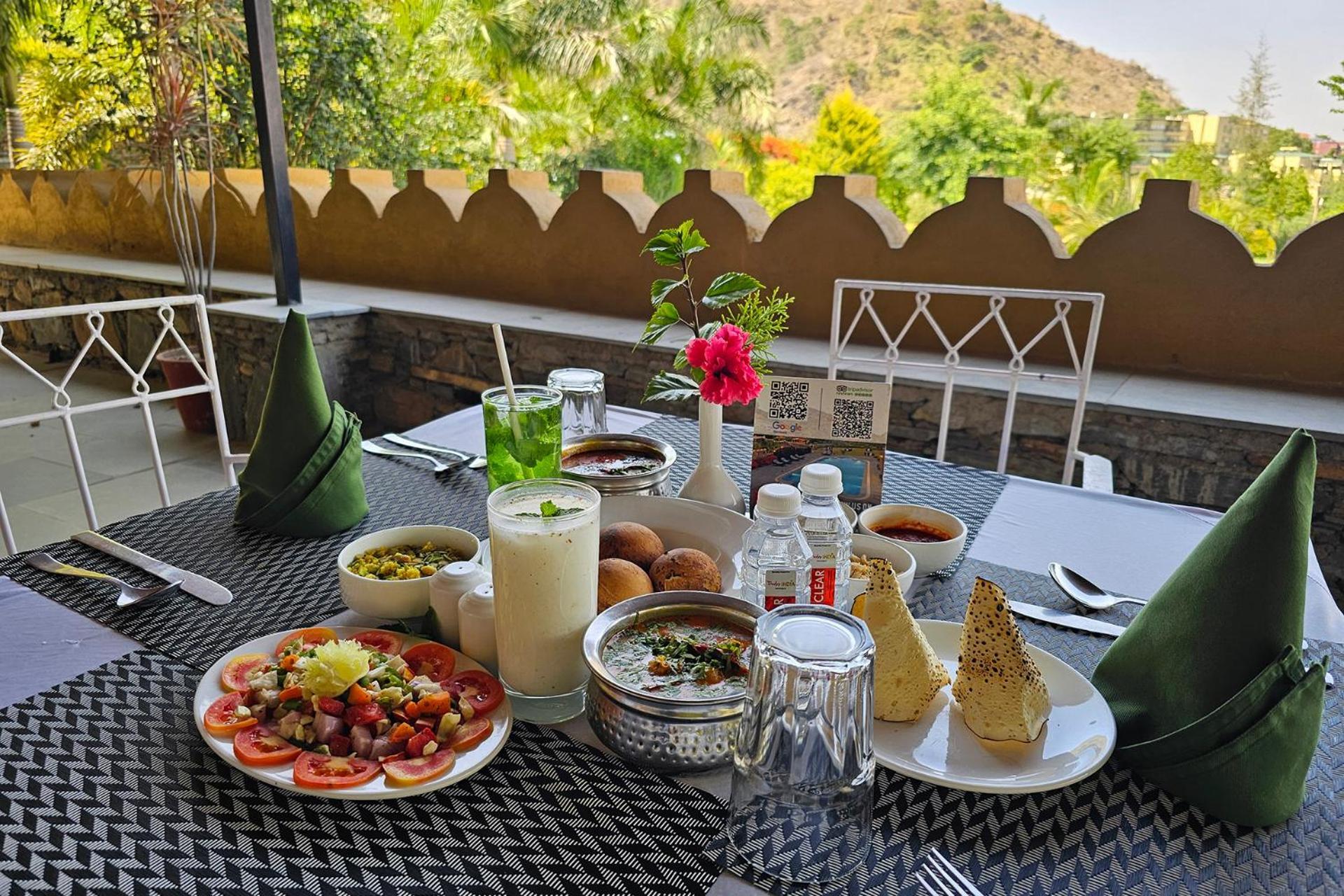 Kumbhalgarh Safari Camp By Trulyy Hotel Exterior photo